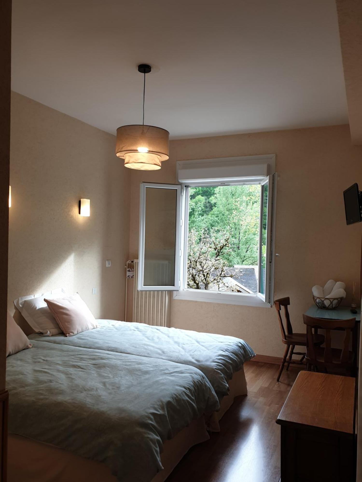 Hotel Aux Gorges Du Dourdou Conques-en-Rouergue Zewnętrze zdjęcie