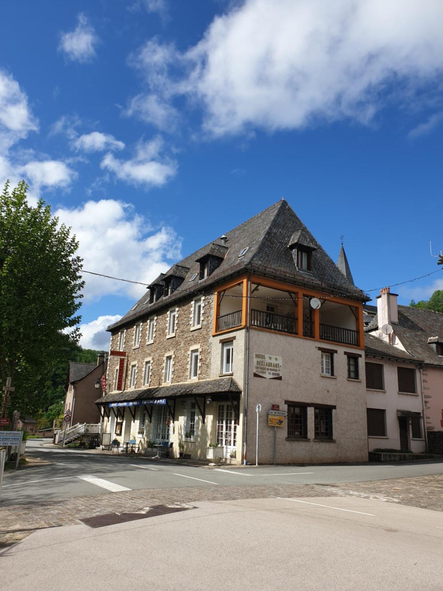 Hotel Aux Gorges Du Dourdou Conques-en-Rouergue Zewnętrze zdjęcie
